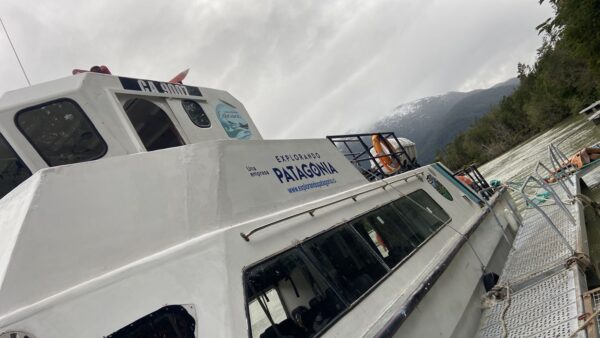 Laguna   San Rafael  y  Full  Marmol  desde  Puerto  Sánchez 2 días 1  noche. - Imagen 2